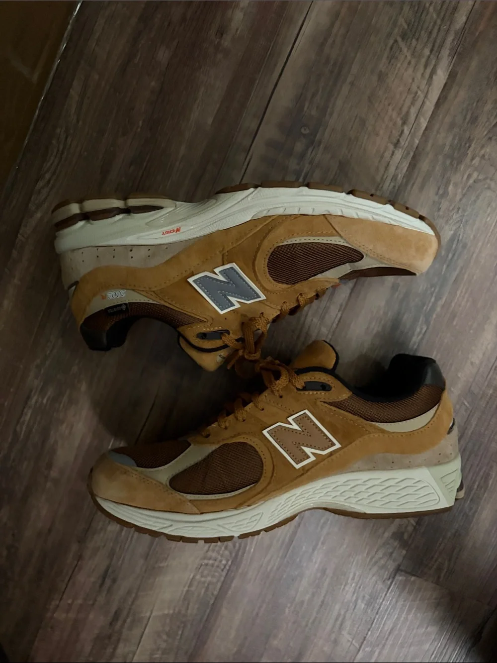 New Balance 2002r GORETEX WATER RESISTANT Tan and Brown Suede Sneakers